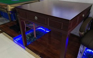 东城街道麻将桌